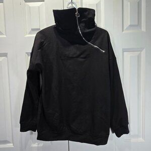 New Women’s Black Neck Zip-Up Loose Fit Casual Sweater – Size Small